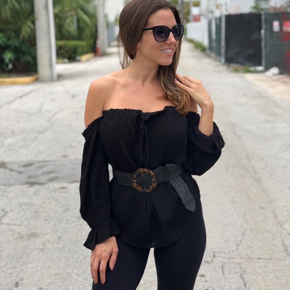 NWT Off the shoulder top